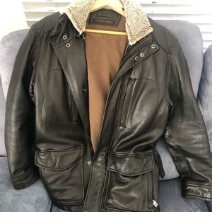 Andrew Marc men’s leather jacket
